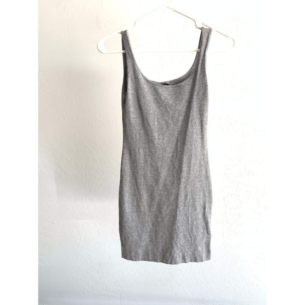 grey dress